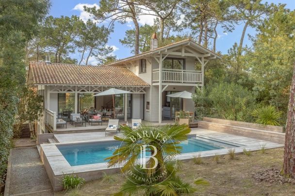 SOMPTUEUSE VILLA « CAP OUEST » AVEC PISCINE, AU COEUR DES ABATILLES, CAPACITÉ 8 PERSONNES - Photo 1