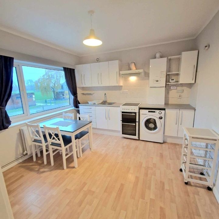 1 Bed Flat, Brantingham Road, M16 - Photo 1