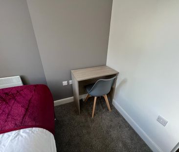 1 bed house share to rent in Church Street, Burnley, BB11 - Photo 5