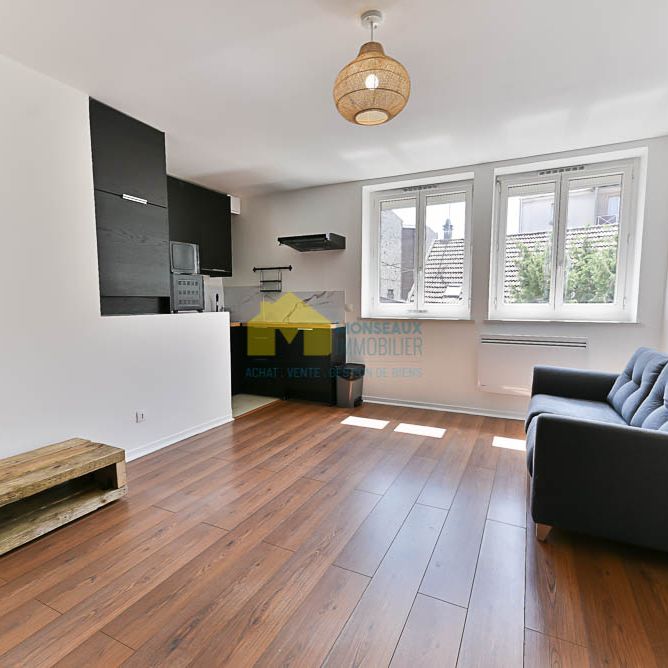 STUDIO -CENTRE-VILLE - CALME - MEUBLE- RENOVE - Photo 1