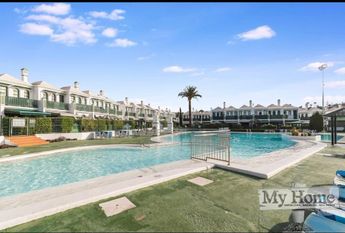 081-716 Two-storey bungalow for rent in Maspalomas