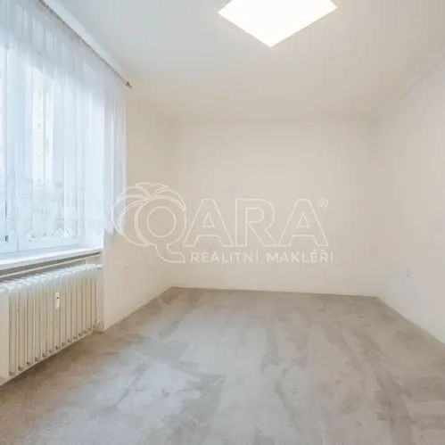 Pronájem krásného bytu 2+1 nedaleko Vyšehradu! - Fotografie 1