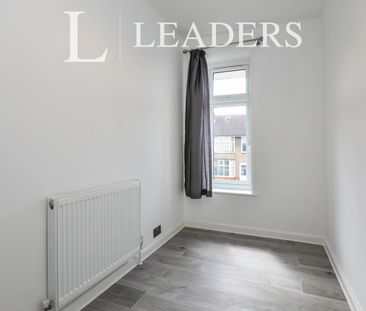 3 bedroom house to rent Murray Avenue, NN2 - Photo 2