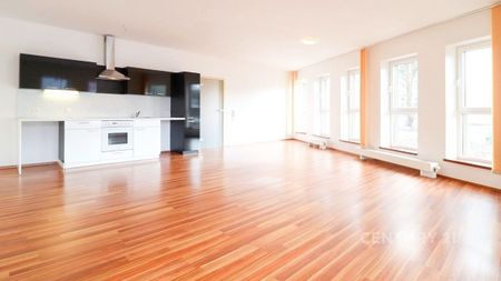 Pronájem bytu 2+kk 85 m² - Photo 2