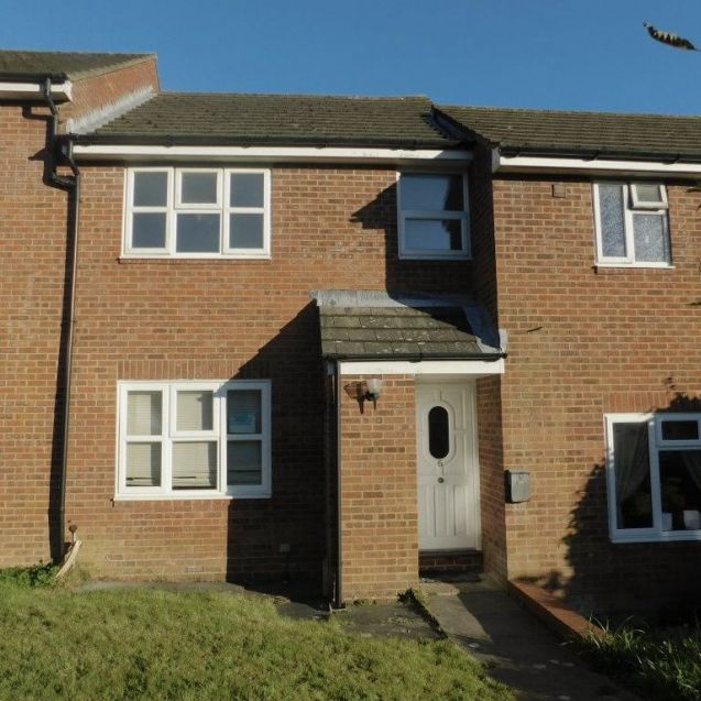 Woodspring Close, St Leonards - £1,300pcm - Photo 1