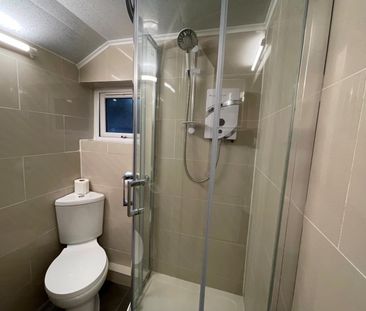 1 Bed Flat, Oxford Road, RG30 - Photo 2