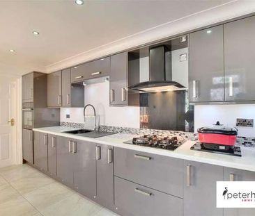 Warwick Drive, East Herrington, Sunderland, SR3 - Photo 1