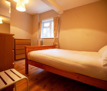 9 Bed Terraced House, Cawdor Road, M14 - Photo 6