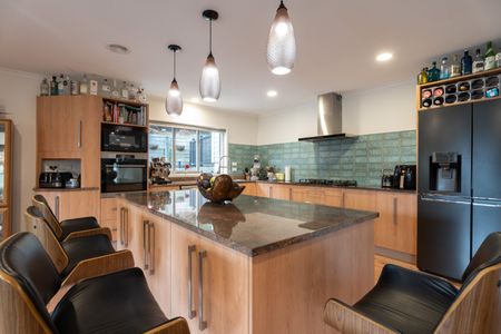 21 Winsley Terrace, Churton Park - Photo 2