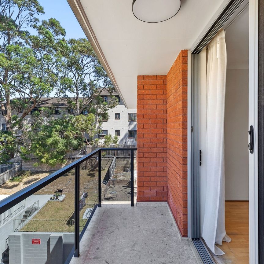 Top Floor Apartment Enjoying Coastal Living - Photo 1