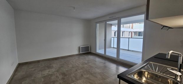 Location Appartement 2 pièces 43m² NIMES 30000 - Photo 1