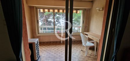 PORT DE HYERES - Studio Meublé - Photo 5