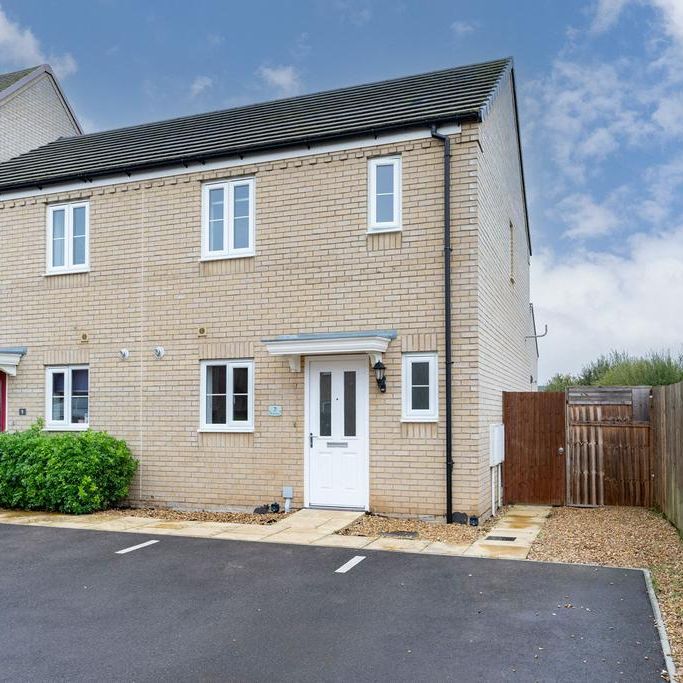 2 bedroom semi-detached house to rent - Photo 1