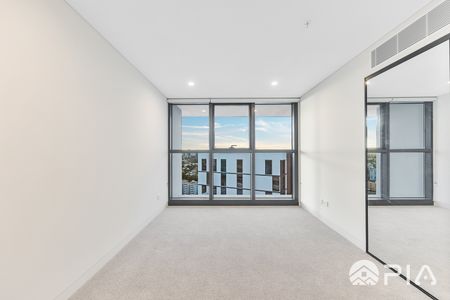 B24.03/9 Nipper Street HOMEBUSH - Photo 2