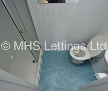 1 Bedroom Flat for rent in Brudenell Road - Photo 5