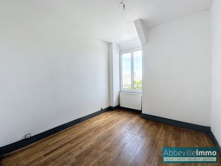 Location Appartement 5 pièces 98m² ABBEVILLE 80100 - Photo 4