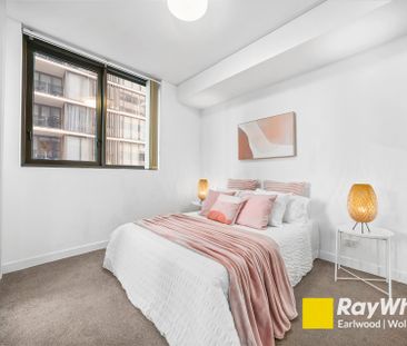 Modern 2 Bedroom Apartment in Wolli Creek - Photo 1