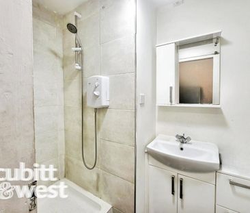 Studio to rent - Photo 5