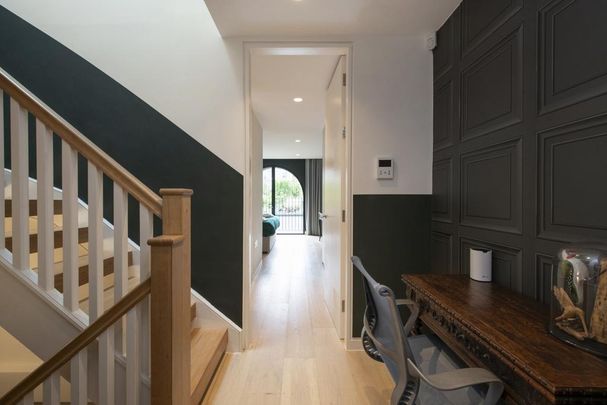 3 bedroom terraced house to rent - Photo 1