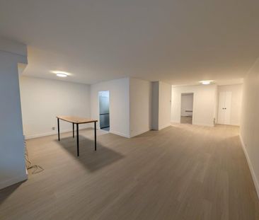 Newly renovated 5½ in Imperial House — 3 bedrooms, 2-bath (1 ensuit... - Photo 2