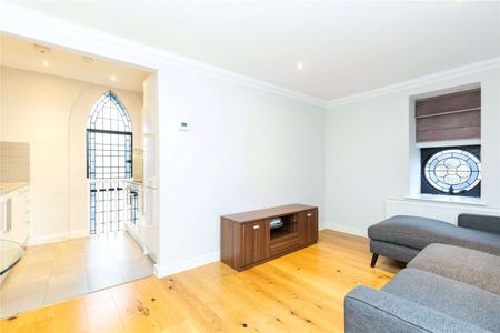 Charming two bedroom apartment set within a striking church conversion in an unbeatable Islington location. - Photo 4