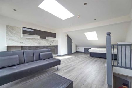 5 bedroom terraced house to rent - Photo 2