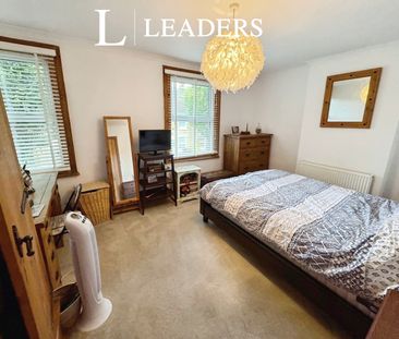 4 bedroom townhouse to rent Harsnett Road, CO1 - Photo 4