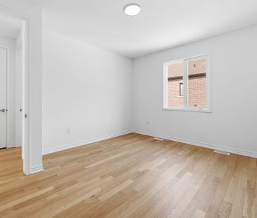 For Lease - 3155 Meadowridge Drive, Oakville, Ontario - Photo 3