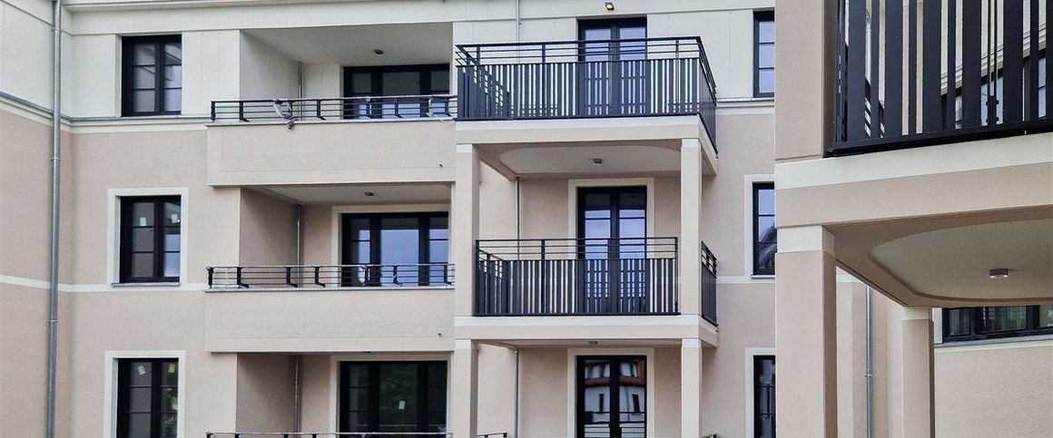 Dachgeschosswohnung mit großzügiger Terrasse - 3 Zimmer auf über 90 m² Wohnfläche - Photo 1
