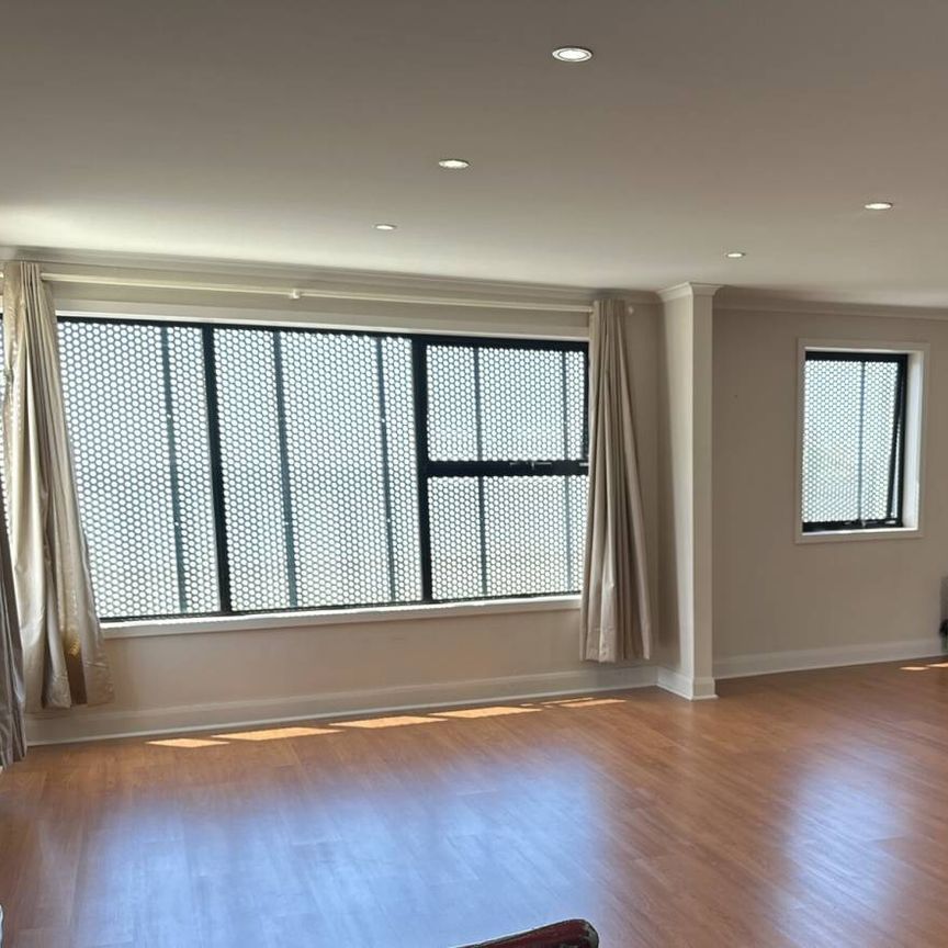 Apartment living without the city hustle and bustle - Photo 1