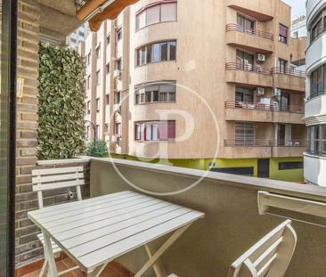 Flat for rent in Plaza del Ayuntamiento - Photo 3