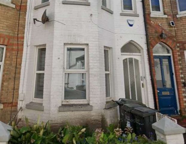 Purbeck Road Room 8 - Photo 1