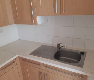 Avignon, résidence sécurisée : T2 36m² avec grande terrasse et park... - Photo 6