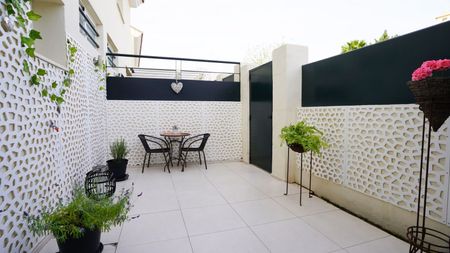 Townhouse in Nueva Andalucía - Photo 5
