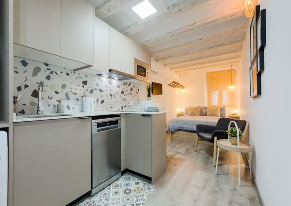 Carrer de la Junta de Comerç, Barcelona, Catalonia 08001