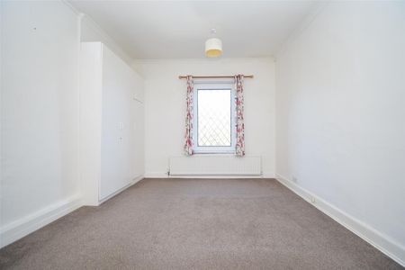 Denby Dale Road West, Calder Grove, Wakefield - Photo 5