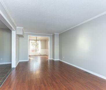 For Lease - 49 Bassett Boulevard Unit# Main, Whitby, Ontario - Photo 2