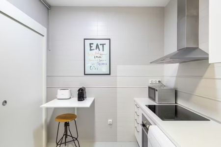 Carrer de la Reina Cristina, Barcelona, Catalonia 08003 - Photo 4