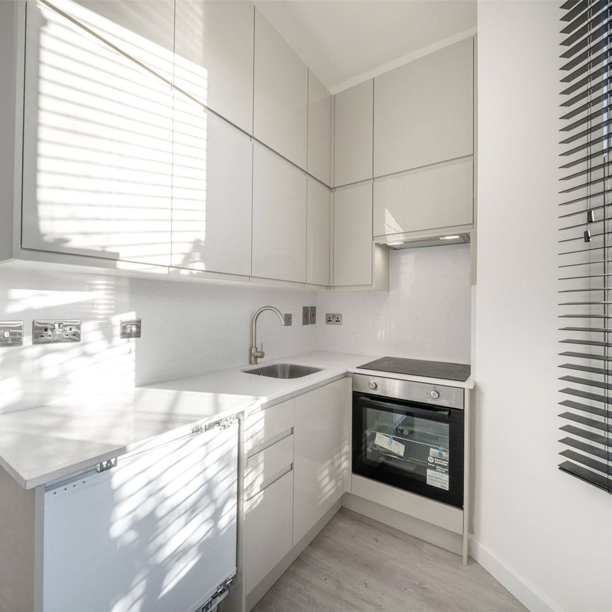 Canfield Gardens, South Hampstead, NW6 flat to rent - Photo 1
