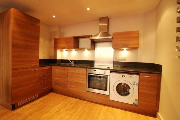 Projection West, Merchants Place, Reading, RG1 - Photo 1