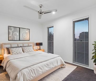 Designed for Families, Built for Entertaining! - Photo 4