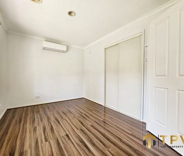 Low Maintenance 3-Bedroom House in Prime Burwood Location - Photo 3