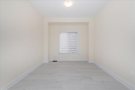 For Lease - 78 Lorne Thomas Place, New Tecumseth, Ontario - Photo 3