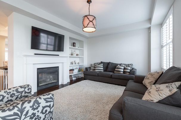 For Lease - 8 Bannister Crescent Unit# Upper, Brampton, Ontario - Photo 1