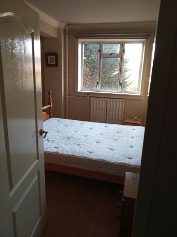 Room in a Shared Flat, Westfield Court, EH11 - Photo 5