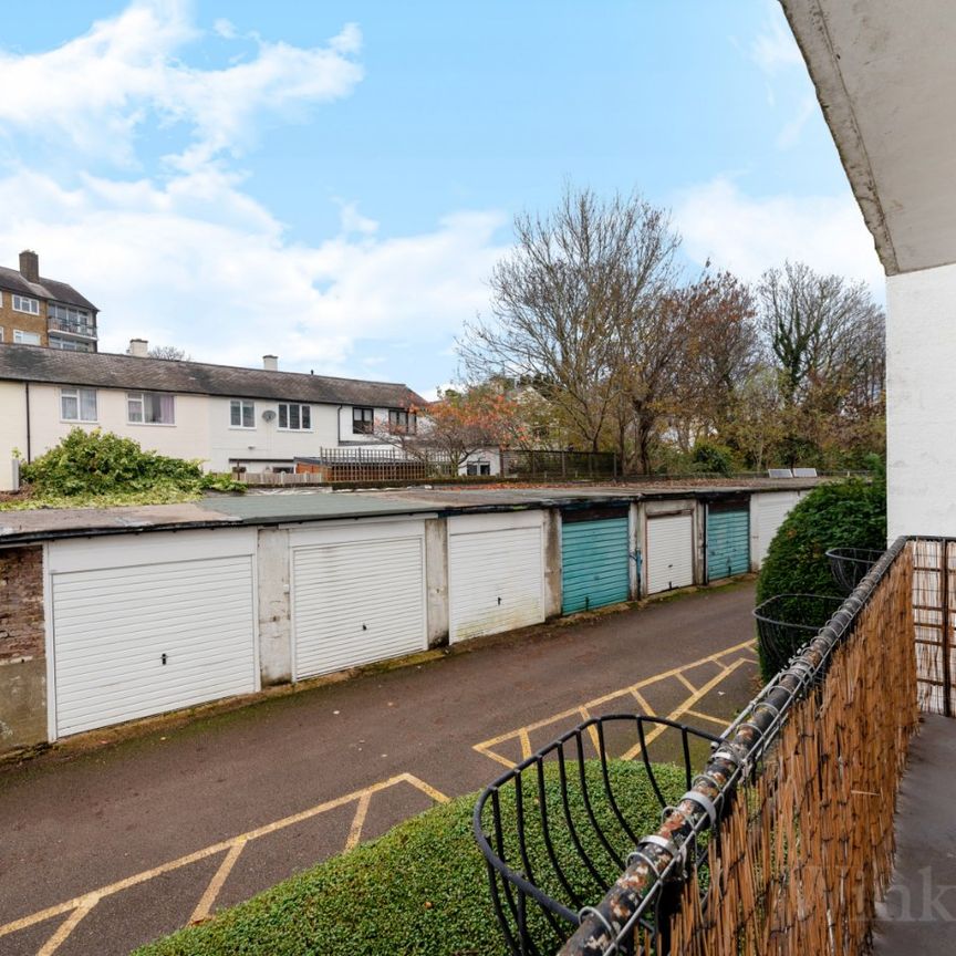 Taymount Rise, London, SE23 - Photo 1