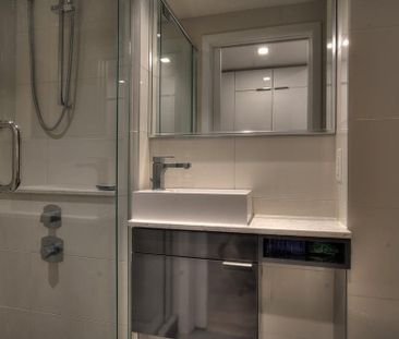 Condo for rent, Montréal (Ville-Marie) - Photo 4