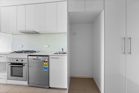 1120/18 Mt Alexander Road, Travancore VIC 3032 - Photo 3