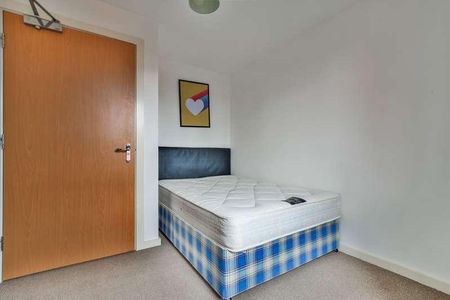 City Gate, Blantyre Street, Manchester, M15 - Photo 2