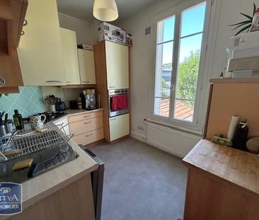 Location Appartement 2 pièces 58m² CHAMALIERES 63400 - Photo 4